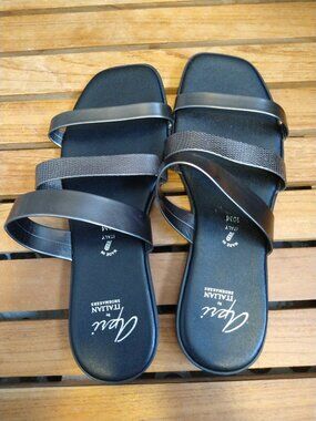 Apri by Italian Shoemakers Multi-Strap Metallic Flat Slide Sandals (Size 10)